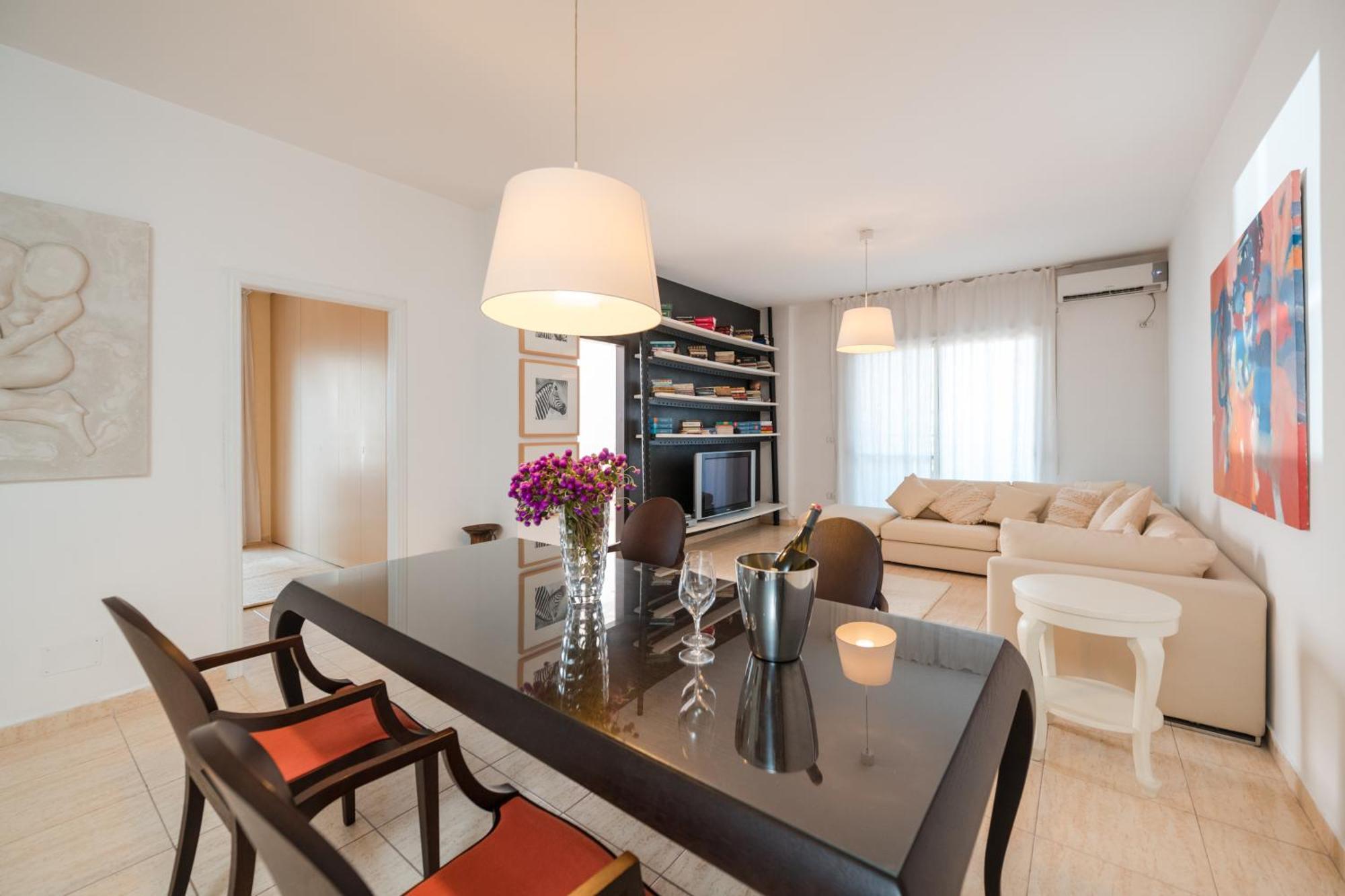 Apartment Downtown *